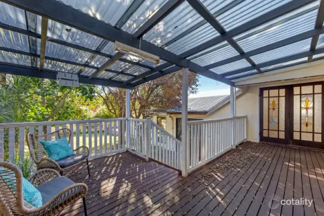 48 George St, East Gosford, NSW 2250
