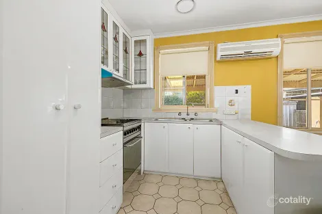 Property photo of 34 Vincent Crescent Werribee VIC 3030