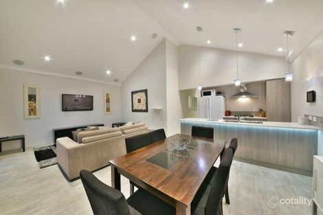 Property photo of 31 Micrantha Way Banksia Grove WA 6031