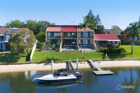 Property photo of 2/23 Hooker Boulevard Broadbeach Waters QLD 4218