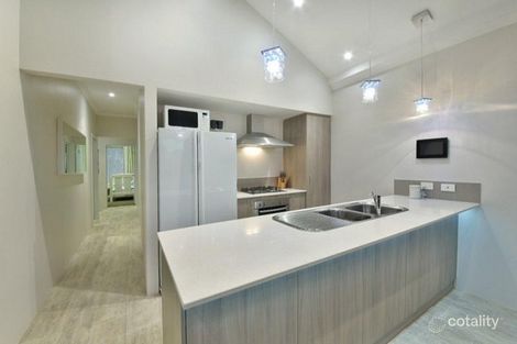 Property photo of 31 Micrantha Way Banksia Grove WA 6031