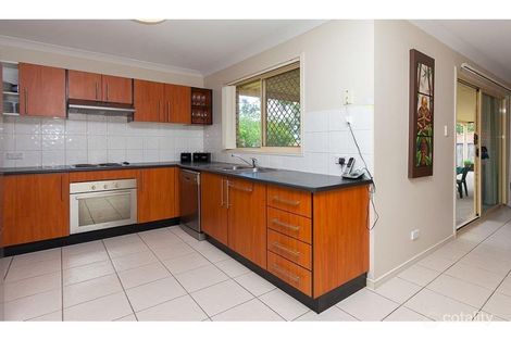 Property photo of 2 Barnes Court Redbank QLD 4301