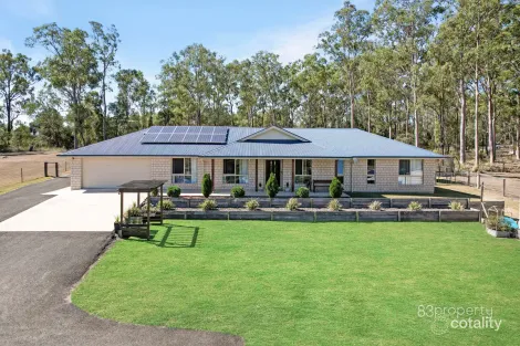 Property photo of 39 Hewett Drive Regency Downs QLD 4341