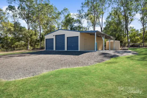 Property photo of 39 Hewett Drive Regency Downs QLD 4341