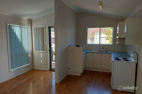 Property photo of 31 Kalaroo Road Redhead NSW 2290
