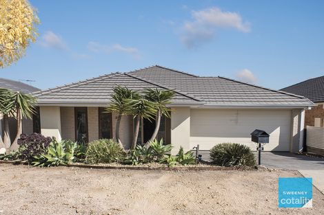 Property photo of 29 Forest Glade Way Caroline Springs VIC 3023