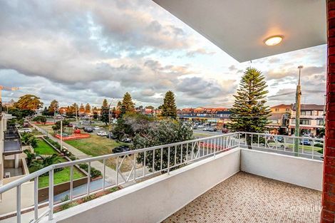 Property photo of 6/136 Chuter Avenue Ramsgate Beach NSW 2217