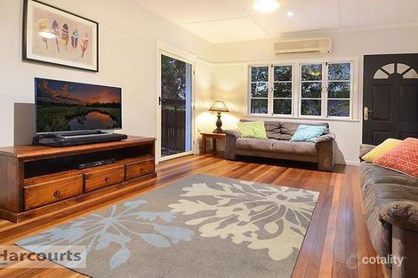 Property photo of 105 Woking Street Keperra QLD 4054