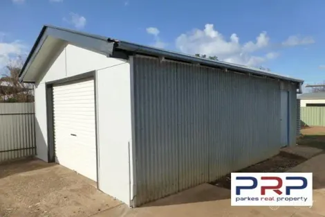 Property photo of 19 Thurlstone Street Parkes NSW 2870