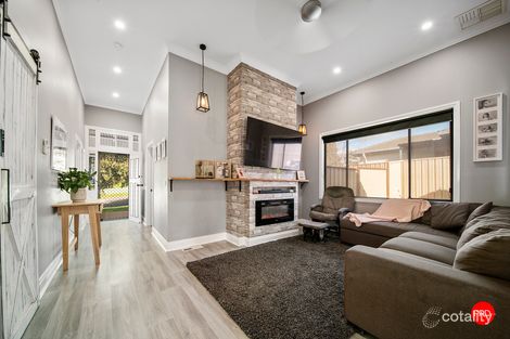 Property photo of 16 Parsonage Grove Eaglehawk VIC 3556