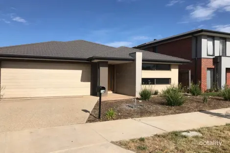 14 Cornwell St, Melton South, VIC 3338