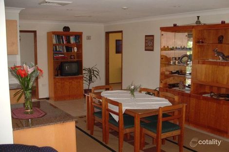 Property photo of 12 Merdle Place Ambarvale NSW 2560