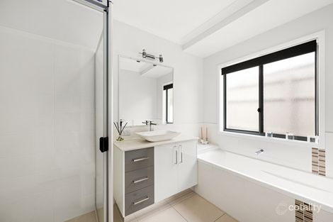 Property photo of 3 Tribulation Circuit Buderim QLD 4556