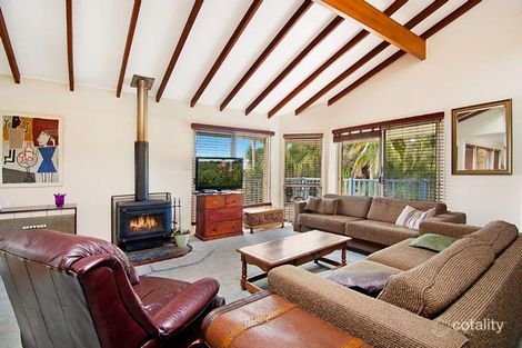 Property photo of 10 Sandstone Crescent Lennox Head NSW 2478