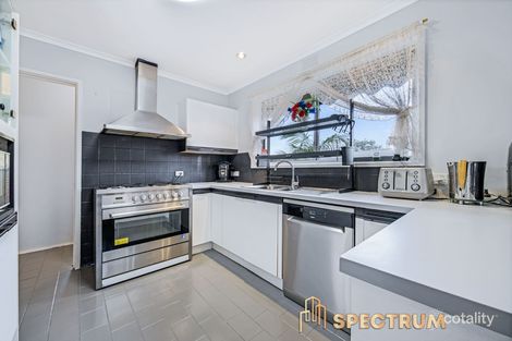 Property photo of 14 Conifer Court Dandenong North VIC 3175