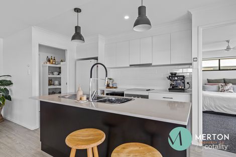 Property photo of 8 Sunburst Place Southside QLD 4570