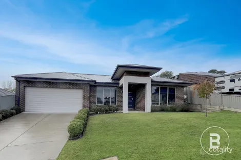 Property photo of 6 Chiara Court Brown Hill VIC 3350