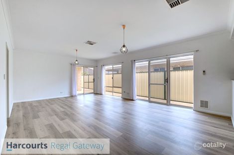 56 Johnsonia Bend, Hammond Park, WA 6164