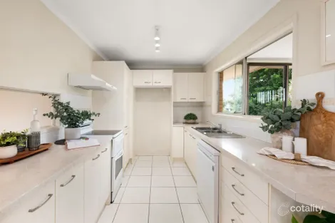 Property photo of 3 Gonzales Street Macgregor QLD 4109