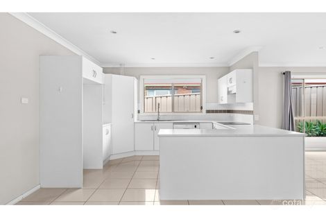 Property photo of 1/66 Canterbury Drive Raworth NSW 2321