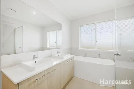 Property photo of 1 Sea Rocket Dundowran QLD 4655