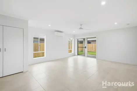 Property photo of 1 Sea Rocket Dundowran QLD 4655