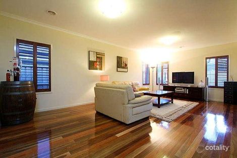Property photo of 34 Baigent Avenue Doreen VIC 3754