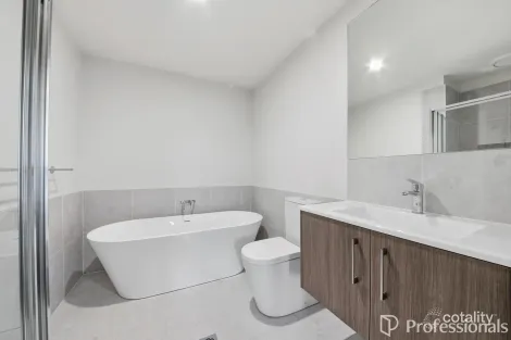 Property photo of 11 Sulky Street Menangle Park NSW 2563