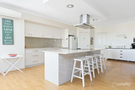 Property photo of 19 Kembla Circle Madeley WA 6065
