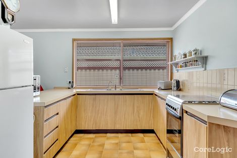 Property photo of 39 Farnborough Avenue Craigieburn VIC 3064