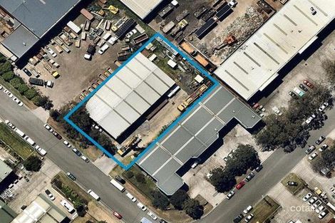 4 HEALD RD, INGLEBURN, NSW 2565