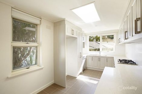 Property photo of 18/30 Lansell Road Toorak VIC 3142