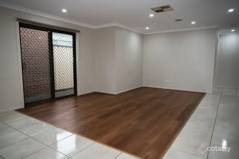 Property photo of 9 Love Street Lynbrook VIC 3975