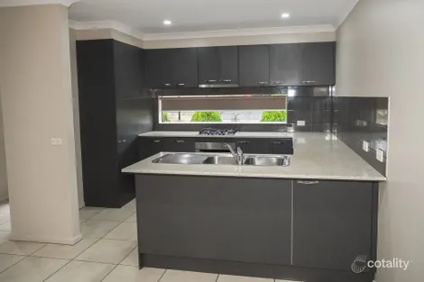 Property photo of 9 Love Street Lynbrook VIC 3975