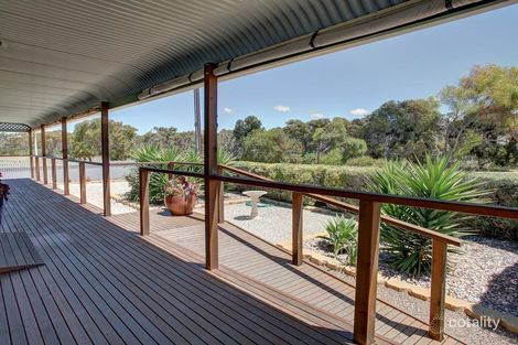 Property photo of 3 Newell Drive Louth Bay SA 5607