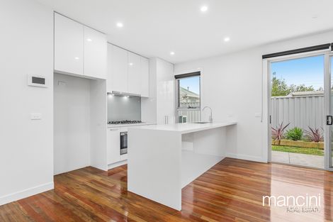 Property photo of 2/42 Freemans Road Altona North VIC 3025