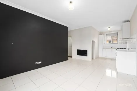 Property photo of 21/12 Surrey Street Pascoe Vale VIC 3044
