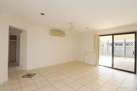 Property photo of 3 Beagle Avenue Nikenbah QLD 4655