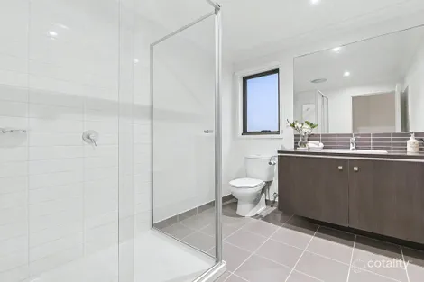 Property photo of 94 Meridian Circuit Berwick VIC 3806