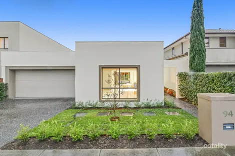 94 Meridian Cct, Berwick, VIC 3806