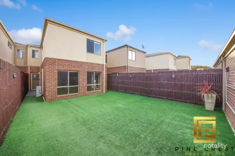 Property photo of 34 Featherbrook Drive Point Cook VIC 3030