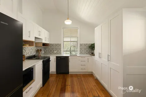 Property photo of 195 Park Road Yeerongpilly QLD 4105