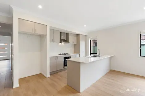 12 Orville Way, White Hills, VIC 3550