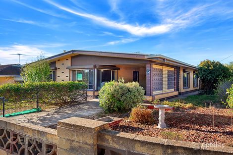 15 Ivan St, Para Hills, SA 5096