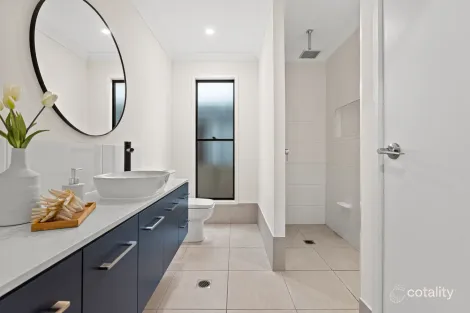 Property photo of 30 Arakurta Street Lota QLD 4179