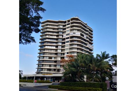 Property photo of 19/5 Admiralty Drive Surfers Paradise QLD 4217