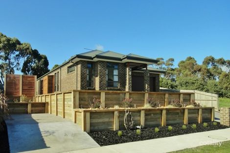 Property photo of 3 Williamsons Walk Wonthaggi VIC 3995