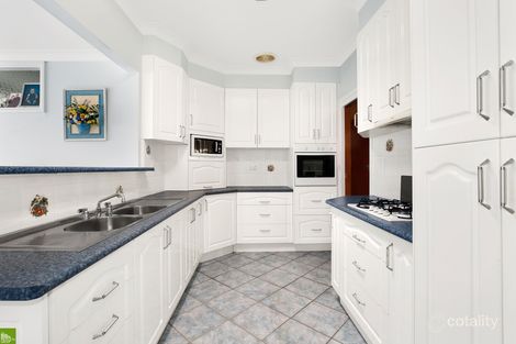 Property photo of 4 Beatus Street Unanderra NSW 2526