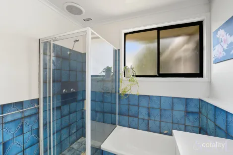 Property photo of 6 Chilvers Place Griffith NSW 2680