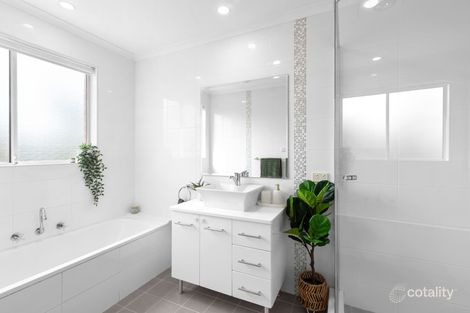 Property photo of 14/4 Owen Jones Row Menai NSW 2234